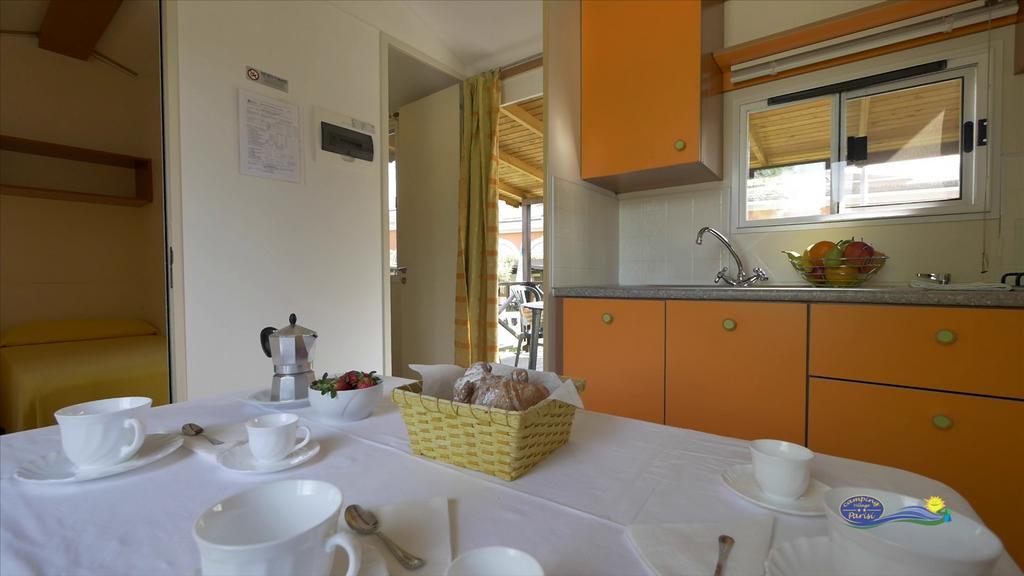 Camping Parisi บาเวโน ภายนอก รูปภาพ